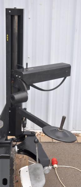 Reifenmontiermaschine GIULIANO S231 PAX Runflat Hilfsarm Reifenwechselmaschine